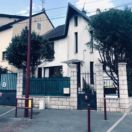 Bondy Chambre Экстерьер фото